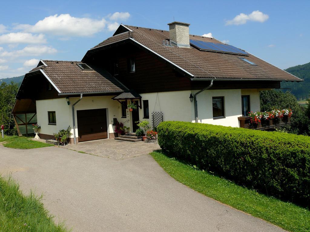 Ferienwohnung Eichler Feldkirchen In Kaernten Exterior photo